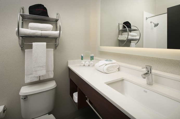 Imagen de la habitación del Hotel Holiday Inn Express and Suites Charlottesville - Ruckersville, An Ihg. Foto 9