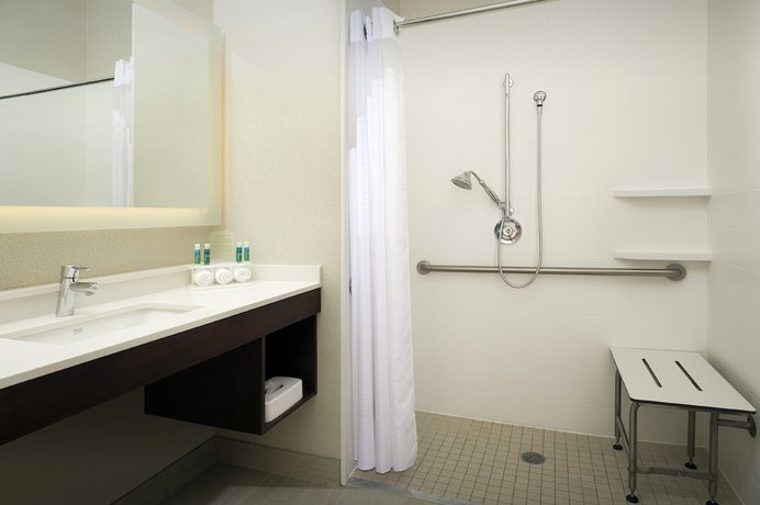 Imagen de la habitación del Hotel Holiday Inn Express and Suites Charlottesville - Ruckersville, An Ihg. Foto 10