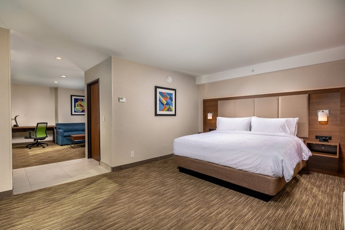 Imagen de la habitación del Hotel Holiday Inn Express and Suites Chatsworth. Foto 7