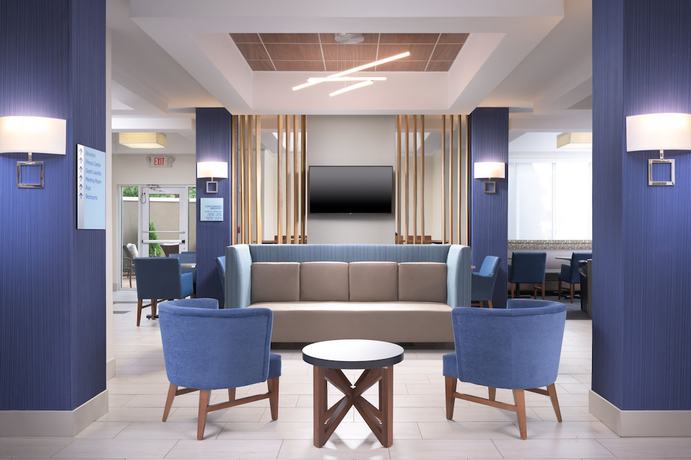 Imagen de los interiores del Hotel Holiday Inn Express and Suites Chattanooga Downtown, An Ihg. Foto 18