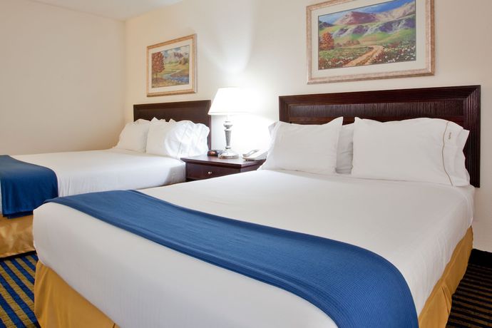 Imagen de la habitación del Hotel Holiday Inn Express and Suites Chesapeake, An Ihg. Foto 5