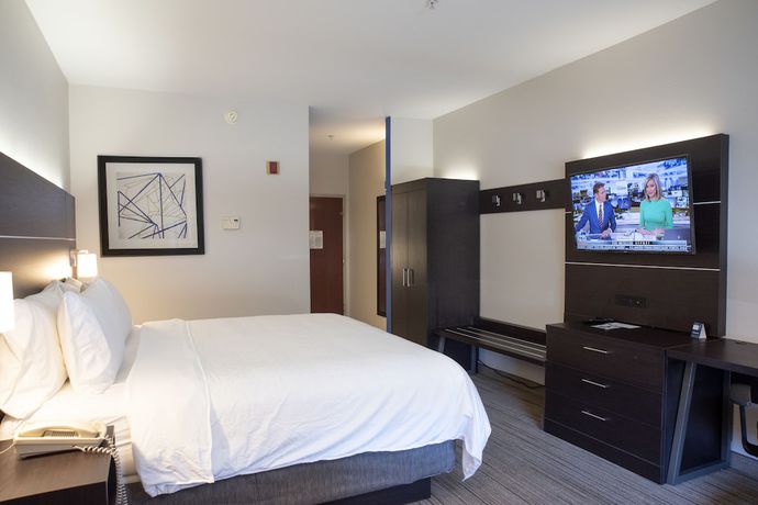 Imagen de la habitación del Hotel Holiday Inn Express and Suites Chester, an IHG. Foto 13