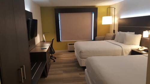 Imagen de la habitación del Hotel Holiday Inn Express and Suites Chicago West - St Charles, An Ihg. Foto 2