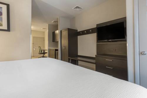 Imagen general del Hotel Holiday Inn Express and Suites Chicago West - St Charles, An Ihg. Foto 1