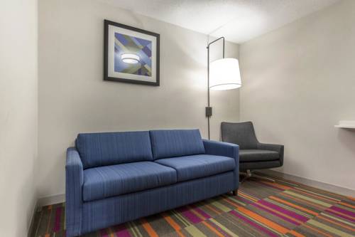 Imagen de la habitación del Hotel Holiday Inn Express and Suites Chicago West - St Charles, An Ihg. Foto 11