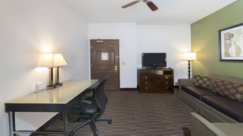 Imagen de la habitación del Hotel Holiday Inn Express and Suites Chicago-deerfield/lincoln, An Ihg. Foto 3