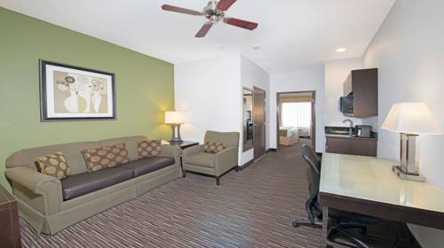 Imagen de la habitación del Hotel Holiday Inn Express and Suites Chicago-deerfield/lincoln, An Ihg. Foto 16