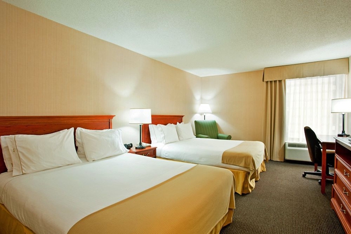 Imagen de la habitación del Hotel Holiday Inn Express and Suites Chicago-midway Airport, An Ihg. Foto 8