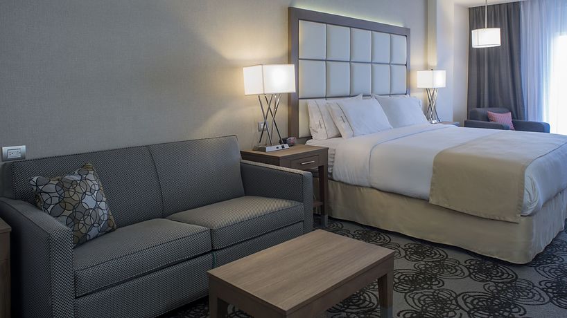 Imagen de la habitación del Hotel Holiday Inn Express and Suites Chihuahua Juventud, An Ihg. Foto 3