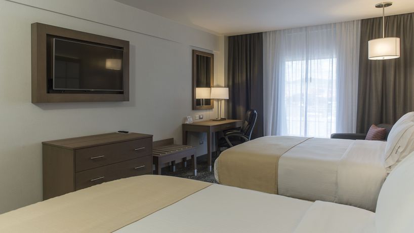 Imagen de la habitación del Hotel Holiday Inn Express and Suites Chihuahua Juventud, An Ihg. Foto 6