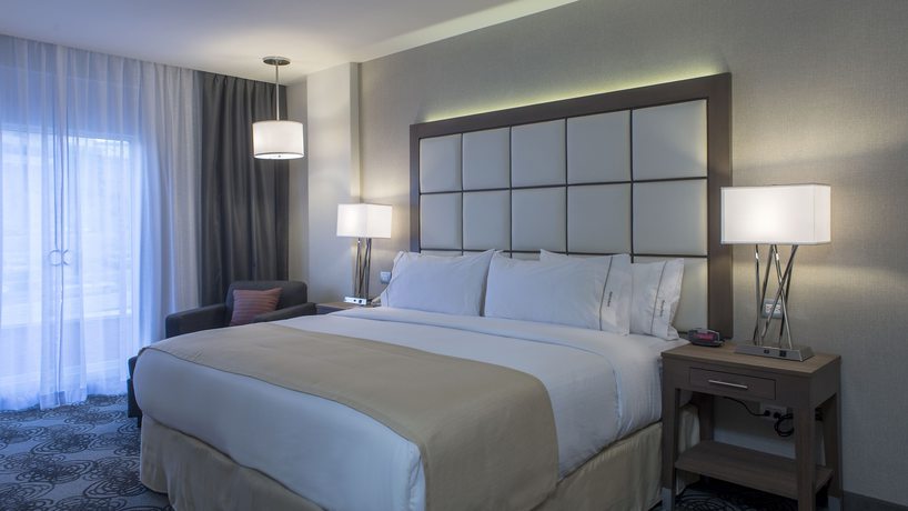 Imagen de la habitación del Hotel Holiday Inn Express and Suites Chihuahua Juventud, An Ihg. Foto 13