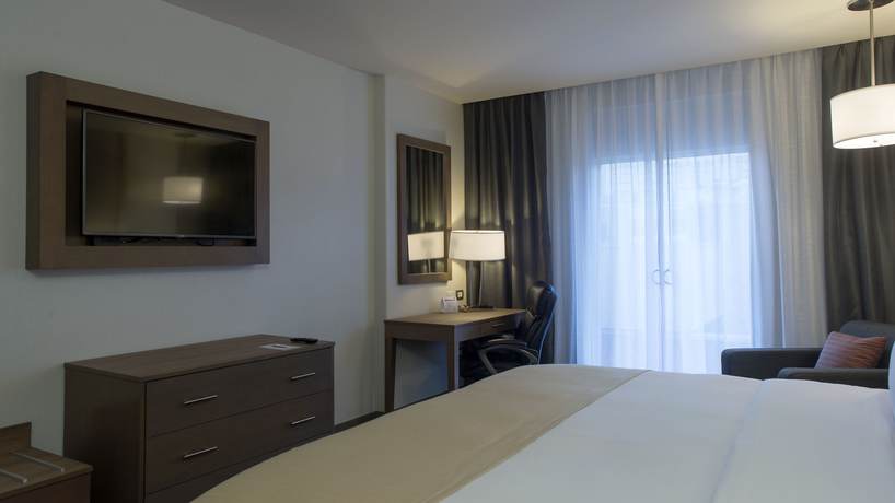 Imagen de la habitación del Hotel Holiday Inn Express and Suites Chihuahua Juventud, An Ihg. Foto 18