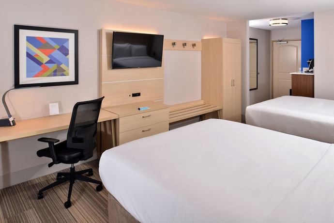 Imagen de la habitación del Hotel Holiday Inn Express and Suites Cincinnati - Mason, an IHG. Foto 7