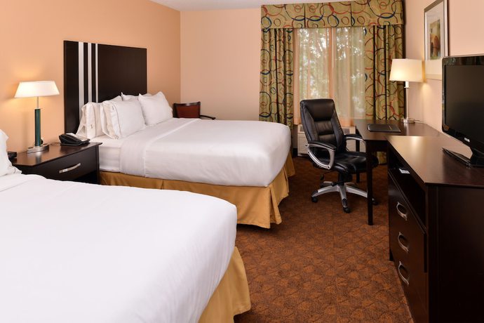 Imagen de la habitación del Hotel Holiday Inn Express and Suites Cincinnati-blue Ash, An Ihg. Foto 14