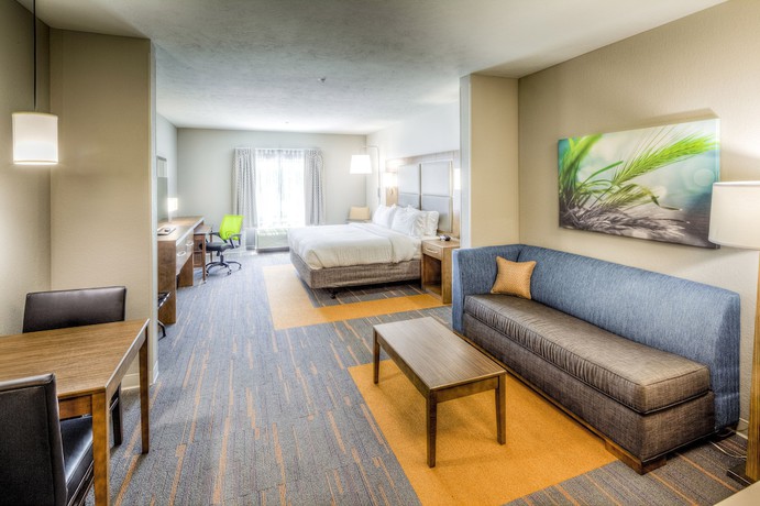 Imagen de la habitación del Hotel Holiday Inn Express and Suites Cleveland West - Westlake, An Ihg. Foto 2