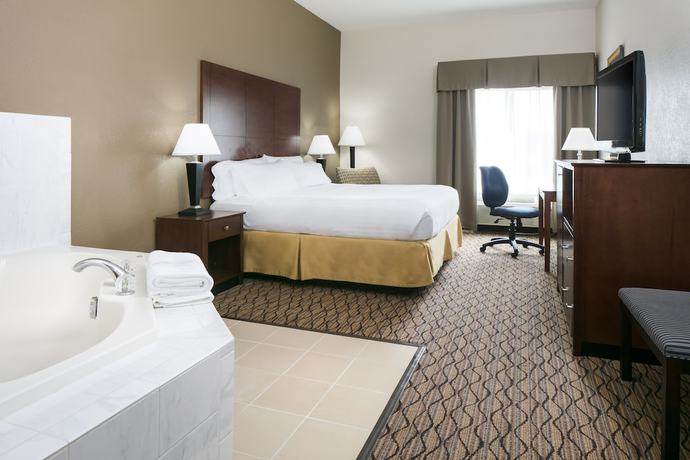 Imagen de la habitación del Hotel Holiday Inn Express and Suites Clinton, An Ihg. Foto 11