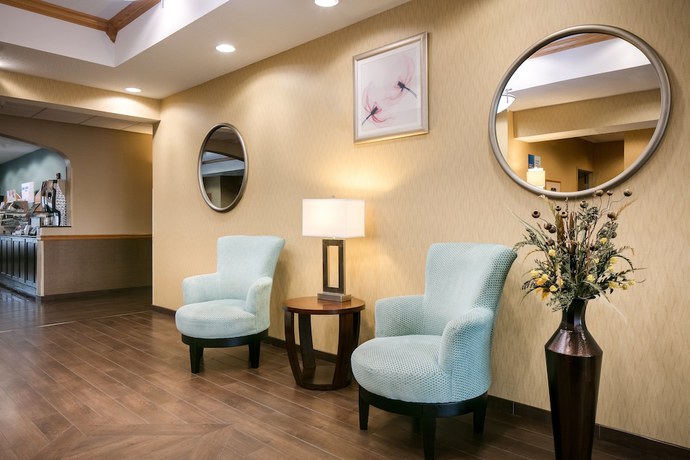 Imagen de los interiores del Hotel Holiday Inn Express and Suites Clinton, An Ihg. Foto 19