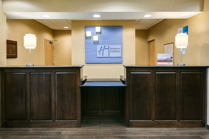 Imagen de los interiores del Hotel Holiday Inn Express and Suites Clinton, An Ihg. Foto 20