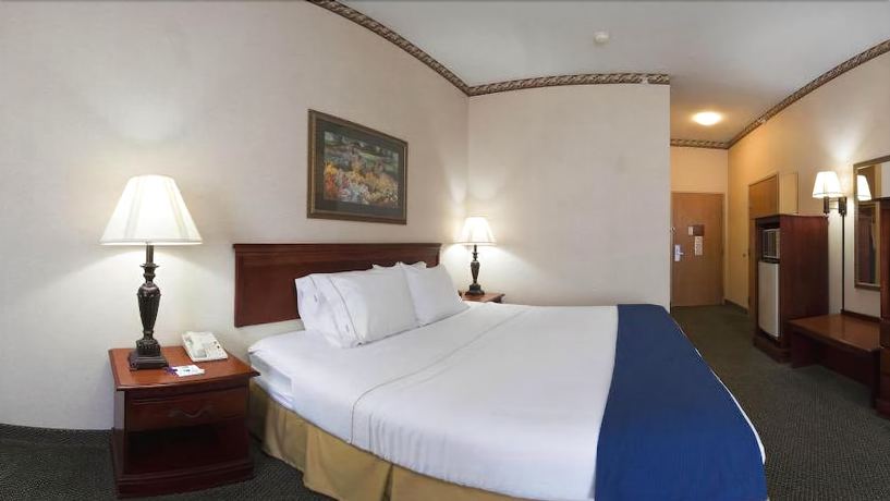 Imagen de la habitación del Hotel Holiday Inn Express and Suites Clinton, An Ihg. Foto 14