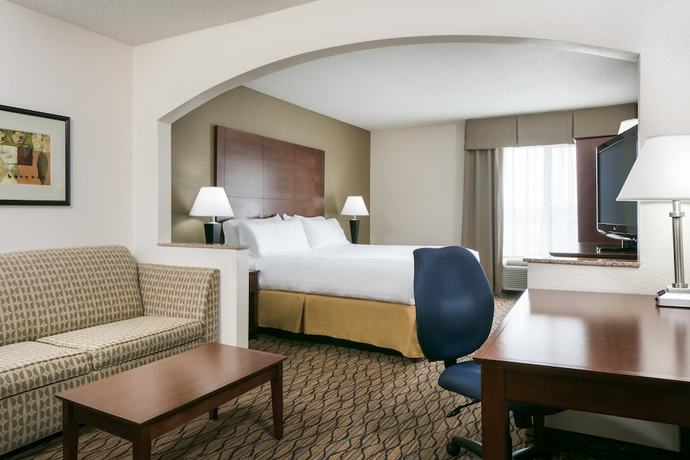 Imagen de la habitación del Hotel Holiday Inn Express and Suites Clinton, An Ihg. Foto 17
