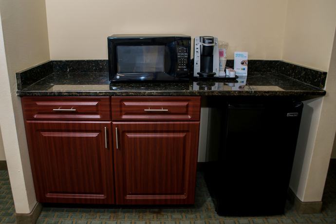 Imagen de la habitación del Hotel Holiday Inn Express and Suites Cocoa. Foto 18
