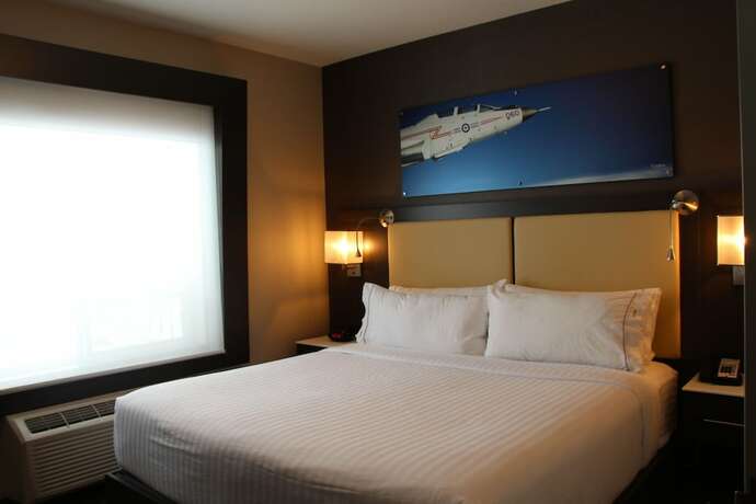 Imagen de la habitación del Hotel Holiday Inn Express and Suites Cold Lake, An Ihg. Foto 10