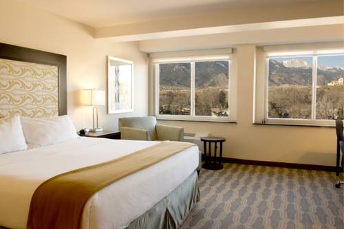 Imagen de la habitación del Hotel Holiday Inn Express and Suites Colorado Springs Central. Foto 8