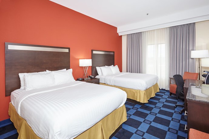 Imagen de la habitación del Hotel Holiday Inn Express and Suites Columbia Univ Area-hwy 63, An Ihg. Foto 9