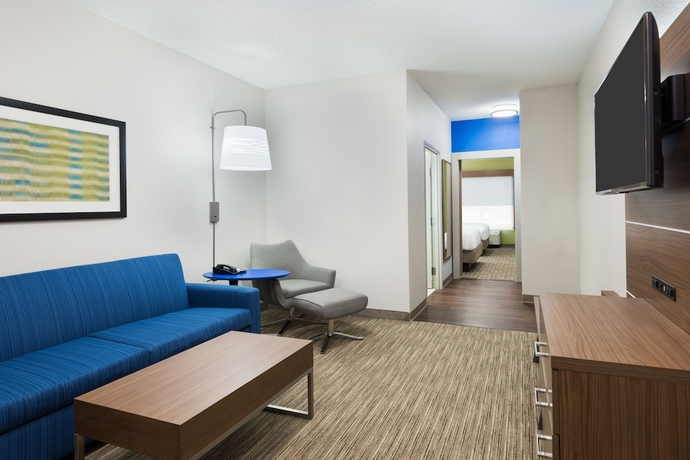 Imagen de la habitación del Hotel Holiday Inn Express and Suites Columbus Airport East, An Ihg. Foto 17