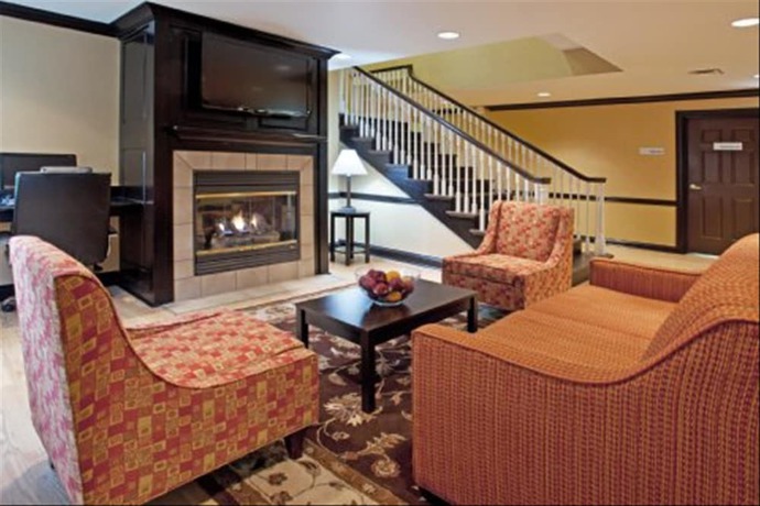 Imagen de los interiores del Hotel Holiday Inn Express and Suites Columbus East Reynoldsburg, An Ihg. Foto 16