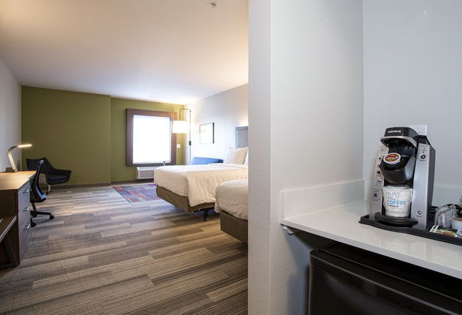 Imagen de la habitación del Hotel Holiday Inn Express and Suites Columbus - Worthington, an IHG. Foto 3