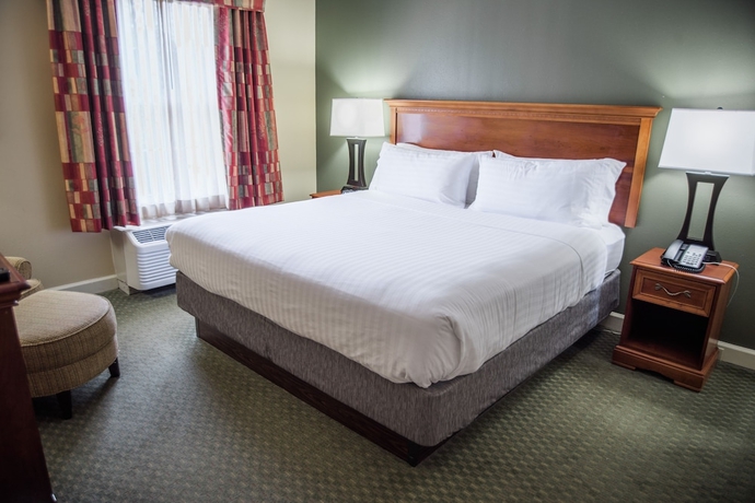 Imagen de la habitación del Hotel Holiday Inn Express and Suites Conover (hickory Area), An Ihg. Foto 2
