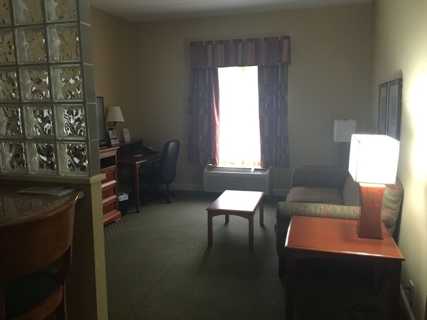 Imagen de la habitación del Hotel Holiday Inn Express and Suites Conover (hickory Area), An Ihg. Foto 14