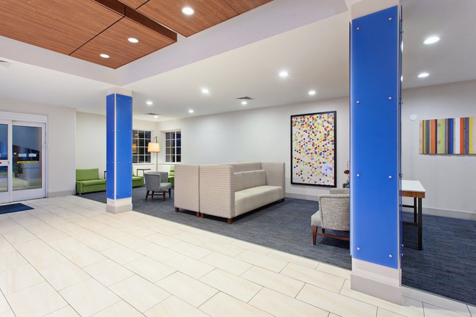 Imagen general del Hotel Holiday Inn Express and Suites Corona. Foto 1