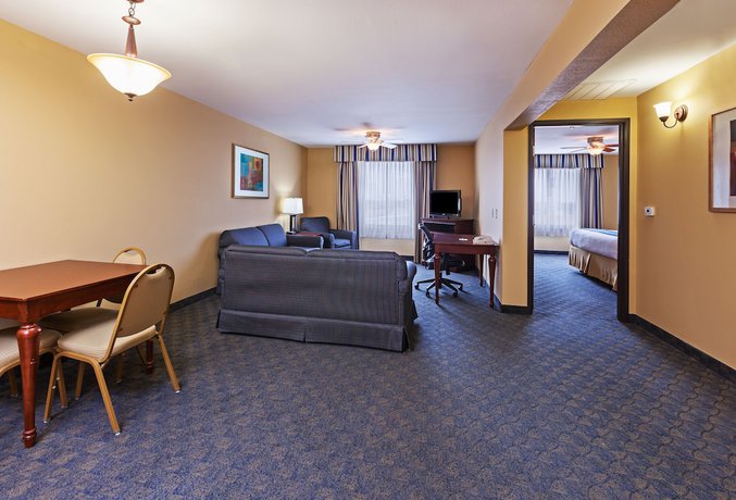 Imagen de la habitación del Hotel Holiday Inn Express and Suites Corpus Christi Nw - Calallen, An Ihg. Foto 13