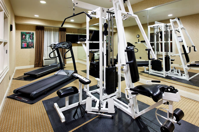 Imagen de los interiores del Hotel Holiday Inn Express and Suites Cullman, An Ihg. Foto 12