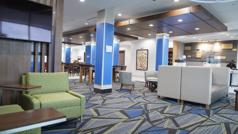 Imagen de los interiores del Hotel Holiday Inn Express and Suites Dallas Central Market Center, an IHG. Foto 15