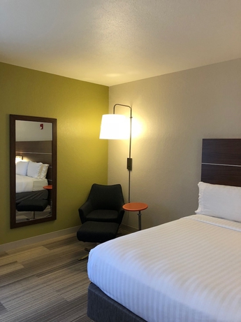 Imagen de la habitación del Hotel Holiday Inn Express and Suites Dallas Lewisville, An Ihg. Foto 5