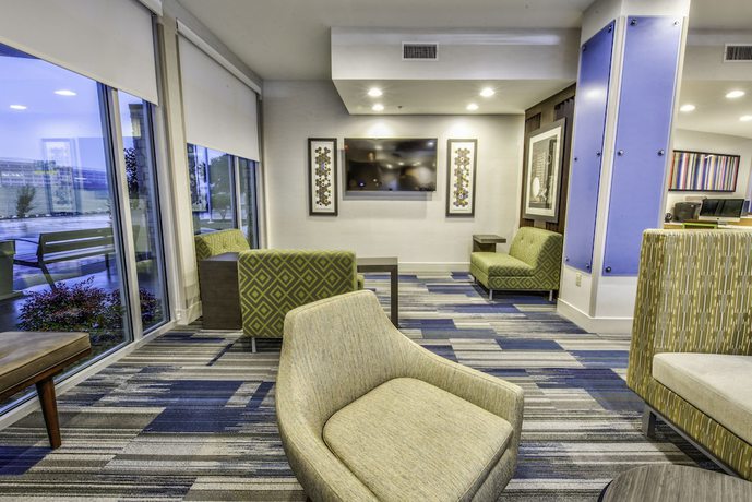 Imagen de los interiores del Hotel Holiday Inn Express and Suites Dallas NW - Farmers Branch, an IHG. Foto 13