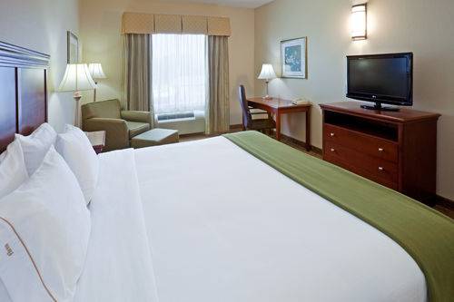 Imagen de la habitación del Hotel Holiday Inn Express and Suites Dallas Southwest-cedar Hill. Foto 9