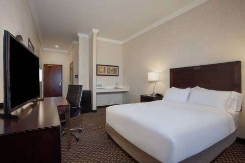Imagen de la habitación del Hotel Holiday Inn Express and Suites Davis - University Area, An Ihg. Foto 4