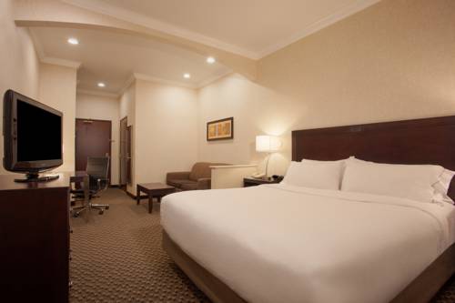 Imagen de la habitación del Hotel Holiday Inn Express and Suites Davis - University Area, An Ihg. Foto 5
