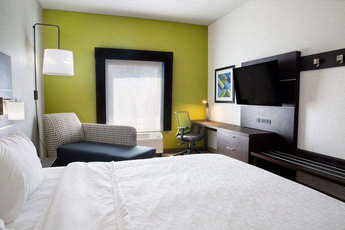 Imagen de la habitación del Hotel Holiday Inn Express and Suites Dayton-huber Heights, An Ihg. Foto 1