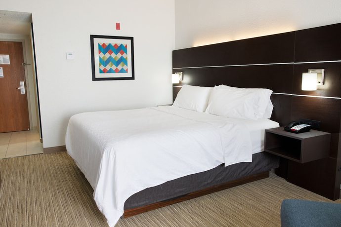 Imagen de la habitación del Hotel Holiday Inn Express and Suites Dayton-huber Heights, An Ihg. Foto 5
