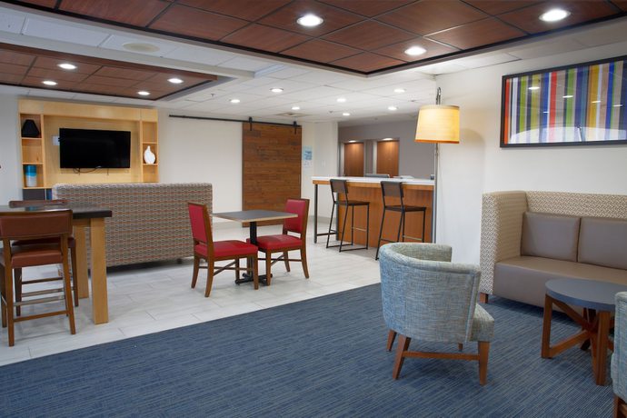 Imagen de los interiores del Hotel Holiday Inn Express and Suites Dayton-huber Heights, An Ihg. Foto 19