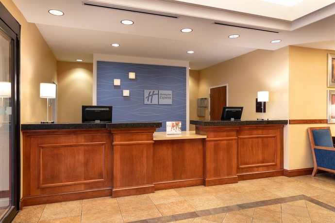 Imagen de los interiores del Hotel Holiday Inn Express and Suites Denver Airport, An Ihg. Foto 19