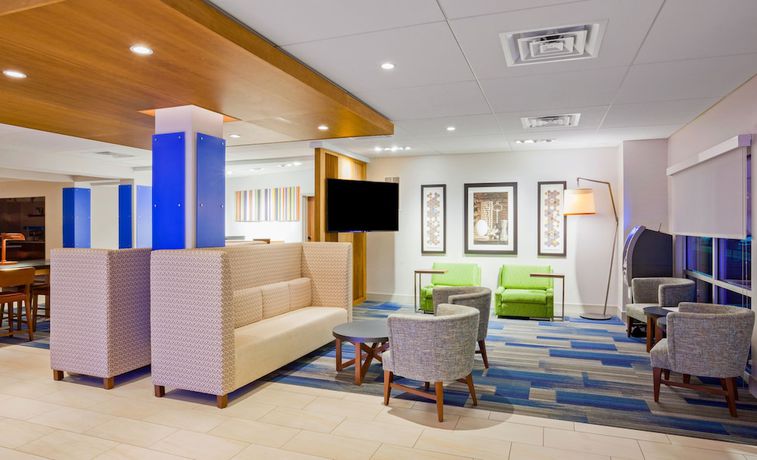 Imagen de los interiores del Hotel Holiday Inn Express and Suites Des Moines Downtown, An Ihg. Foto 20