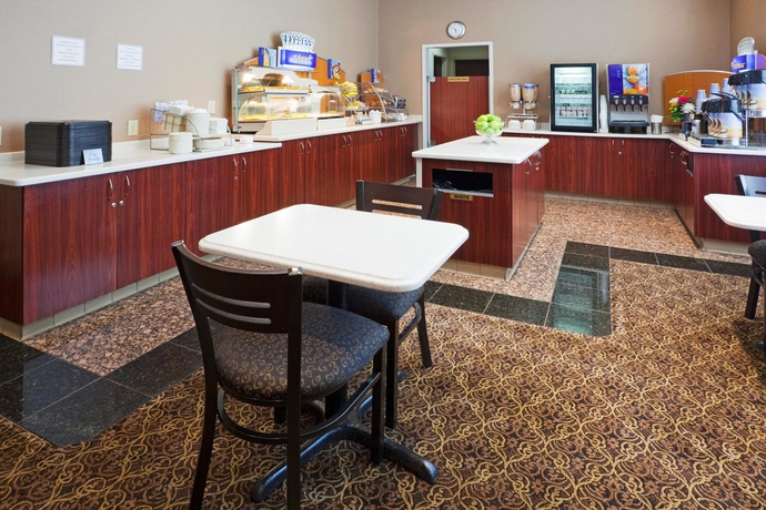 Imagen del bar/restaurante del Hotel Holiday Inn Express and Suites Downtown Minneapolis, An Ihg. Foto 2