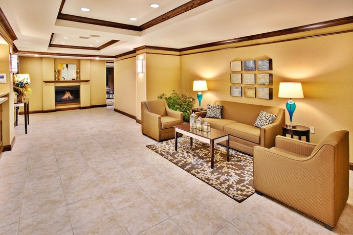 Imagen de los interiores del Hotel Holiday Inn Express and Suites Dubuque, An Ihg. Foto 15