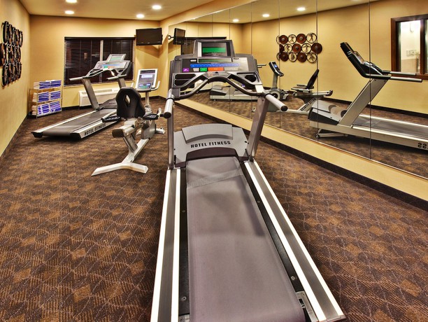 Imagen de los interiores del Hotel Holiday Inn Express and Suites Dubuque, An Ihg. Foto 18